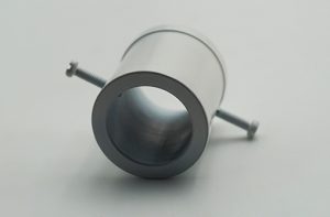 Machined metal part with a rod